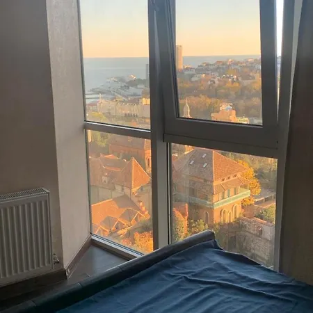 студия с видом на море Plaza Apartment *